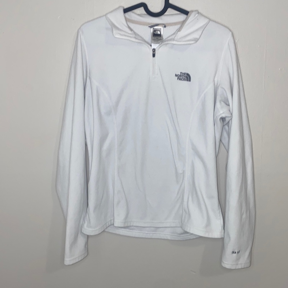 💋White North Face quarter zip polyester pullover! - Picture 2 of 8